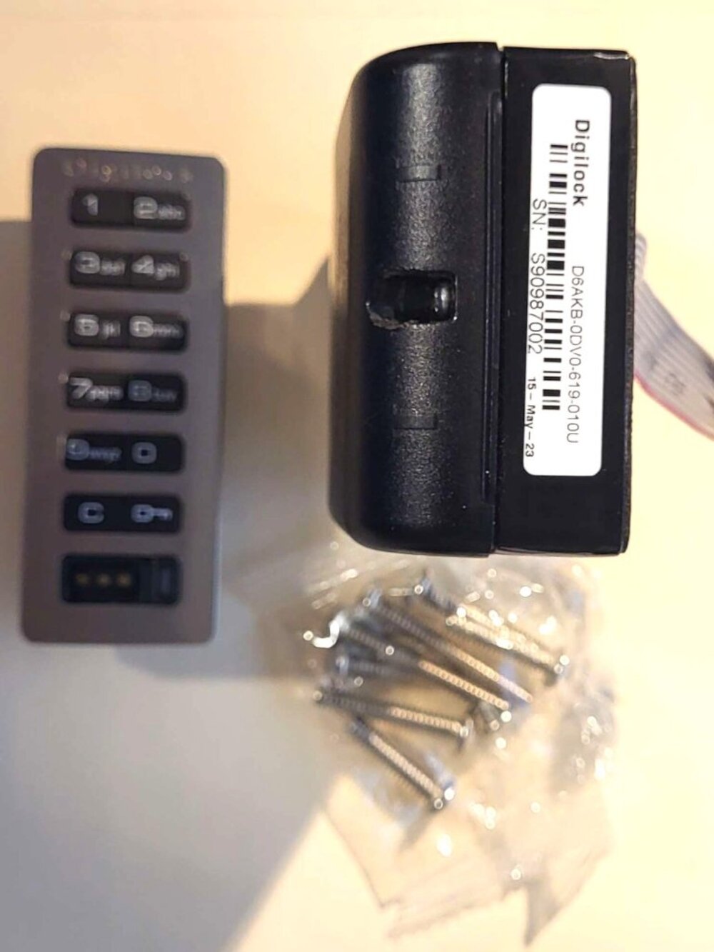 🔥🔥DIGILOCK Electronic Keyless Lock + Keypad Coded KEY D6AKB-0DV0-619-010U